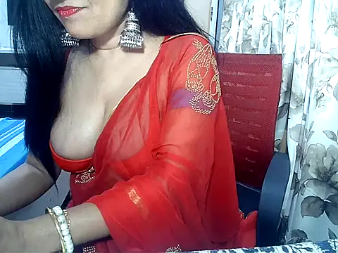 yourradhika nude strip on cam for live sex video chat