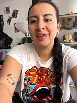 Abril_Luv nude strip on cam for live sex video chat