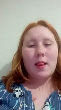 AmyFoxxy nude strip on cam for live sex video chat