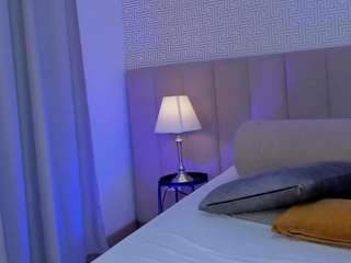Ariannha nude in Live Sex Cam Girls Room