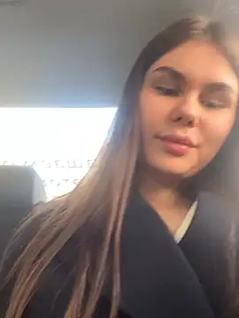 DiaFlower nude strip on cam for live sex video chat