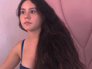 dulce-mariia18 nude in Live Sex Cam Girls Room