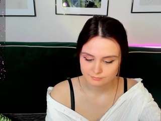 Emily-Poster nude in Live Sex Cam Girls Room