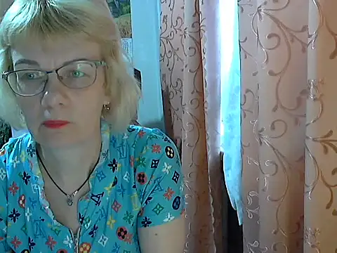 Emma__Mia nude strip on cam for live sex video chat