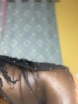 EroticNadiaa nude strip on cam for live sex video chat
