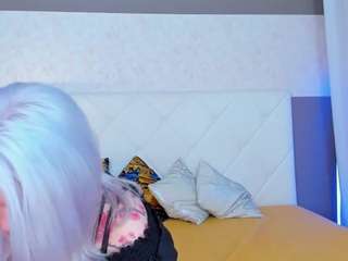 JoannLowe nude in Live Sex Cam Girls Room