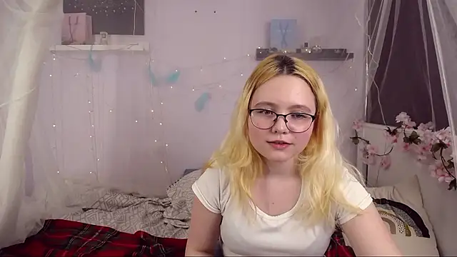 LinaShyFox nude strip on cam for live sex video chat