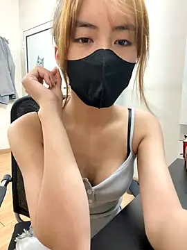 Louis_Baby nude strip on cam for live sex video chat