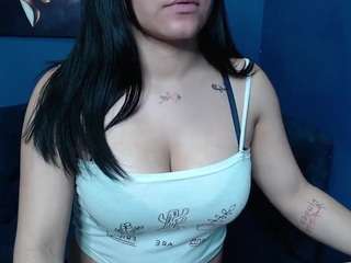 MavisHoney nude in Live Sex Cam Girls Room