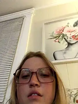 redbullandslimjim nude strip on cam for live sex video chat