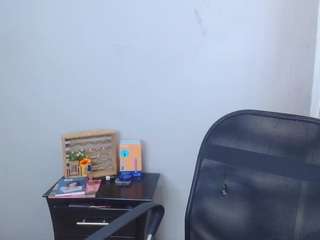 Saraathomson nude in Live Sex Cam Girls Room