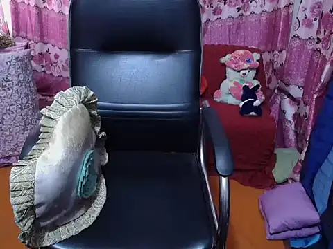 Snoww_Whitee nude strip on cam for live sex video chat