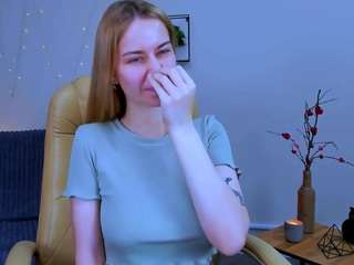 britney-silver nude in Live Sex Cam Girls Room