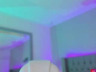 Crystal-Watson, ? nude in Live Sex Cam Girls Room