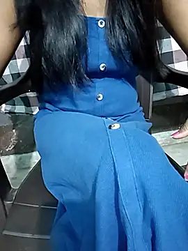 Cute_giri_ nude strip on cam for live sex video chat