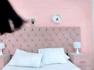Sofi_rose nude in Live Sex Cam Girls Room
