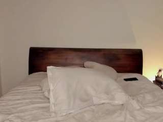 sunrisee, ? nude in Live Sex Cam Girls Room
