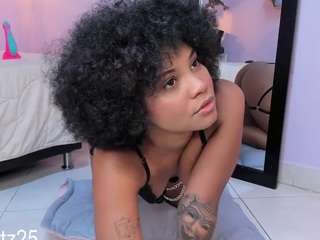 Amatista nude in Live Sex Cam Girls Room