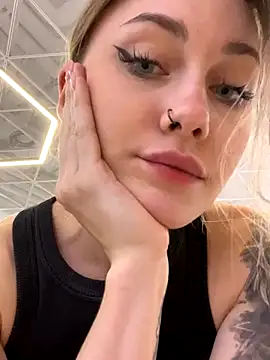 baby_brownie nude strip on cam for live sex video chat