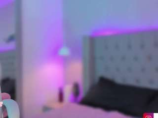Crystal-Watson, ? nude in Live Sex Cam Girls Room