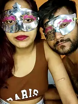 HOPE_COUPLE nude strip on cam for live sex video chat