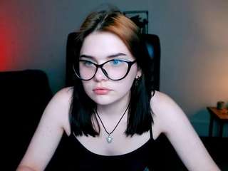 jinny-meow nude in Live Sex Cam Girls Room