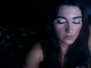 Jleexx nude in Live Sex Cam Girls Room
