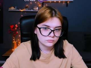 katarina-feel nude in Live Sex Cam Girls Room