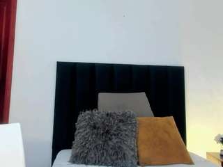 NinaCavalli nude in Live Sex Cam Girls Room
