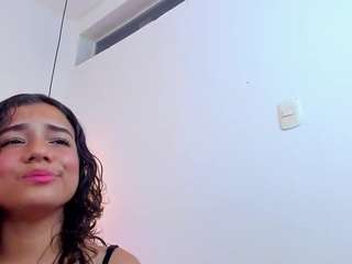 Rubii1 nude in Live Sex Cam Girls Room