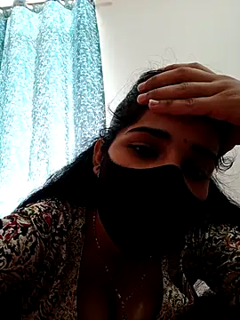 selly_roy nude strip on cam for live sex video chat