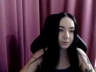 SweetPeach09 nude in Live Sex Cam Girls Room