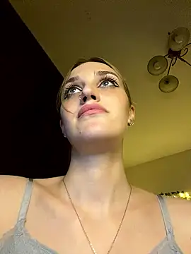 TallPolly nude strip on cam for live sex video chat