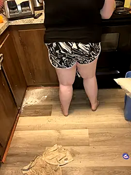 Thick_Southern_Pawg nude strip on cam for live sex video chat