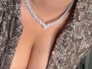 MalikaStar27 nude in Live Sex Cam Girls Room