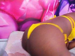 peny-ebony nude in Live Sex Cam Girls Room