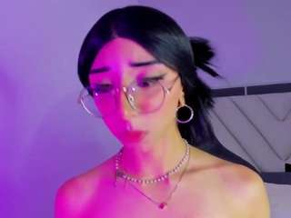 Scalett-Bennett1 nude in Live Sex Cam Girls Room