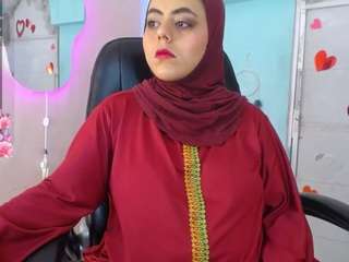SelmaAlabi nude in Live Sex Cam Girls Room