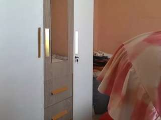SLOPPYBJQUEENN nude in Live Sex Cam Girls Room