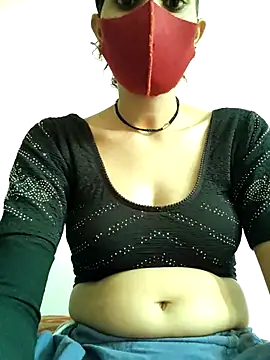 Tanu-Ray nude strip on cam for live sex video chat
