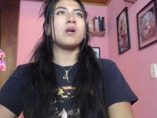 EmilyR0s33 nude in Live Sex Cam Girls Room