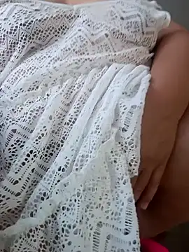 EvaNights nude strip on cam for live sex video chat