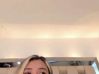 Julietha-Taylor nude in Live Sex Cam Girls Room