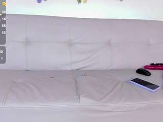 Karyme-bigbutt nude in Live Sex Cam Girls Room