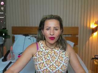 luciana-ballesteros nude in Live Sex Cam Girls Room