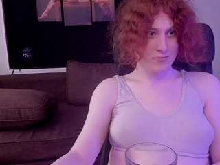 olesenqua nude in Live Sex Cam Girls Room