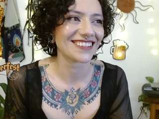 Rileykit nude in Live Sex Cam Girls Room