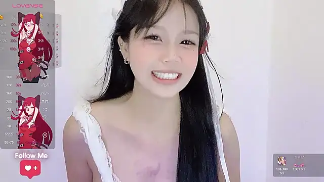yoyoqueen nude strip on cam for live sex video chat
