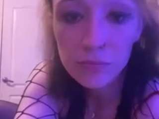 amylunaaa nude in Live Sex Cam Girls Room