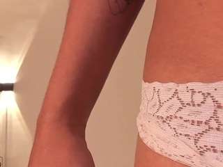 Chloe279C nude in Live Sex Cam Girls Room